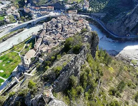 La 21, En Provence, Proche De * 앙트르보